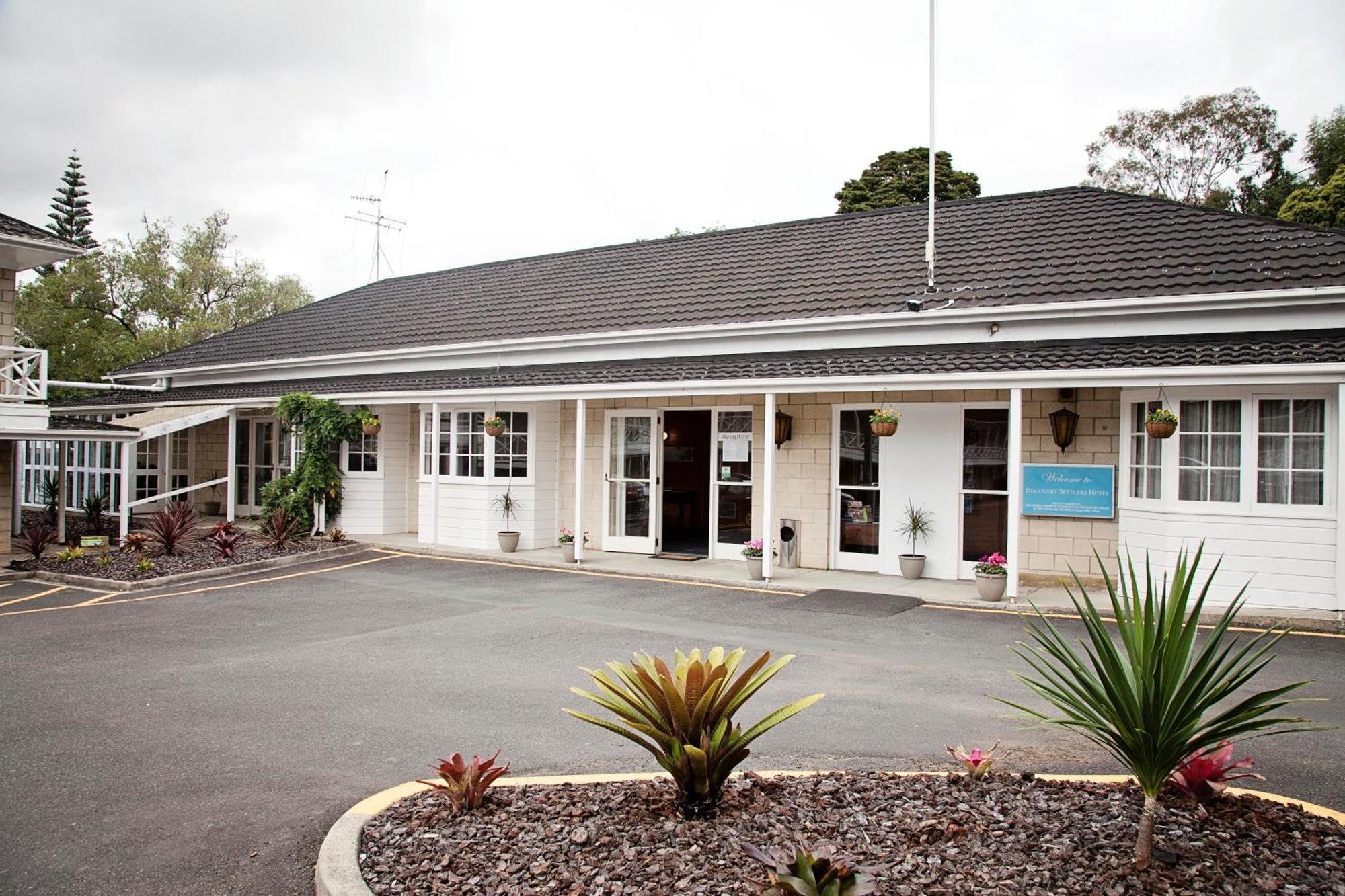 Discovery Settlers Hotel Whangarei Exteriör bild