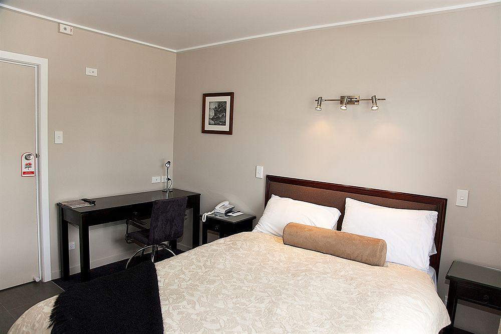 Discovery Settlers Hotel Whangarei Exteriör bild
