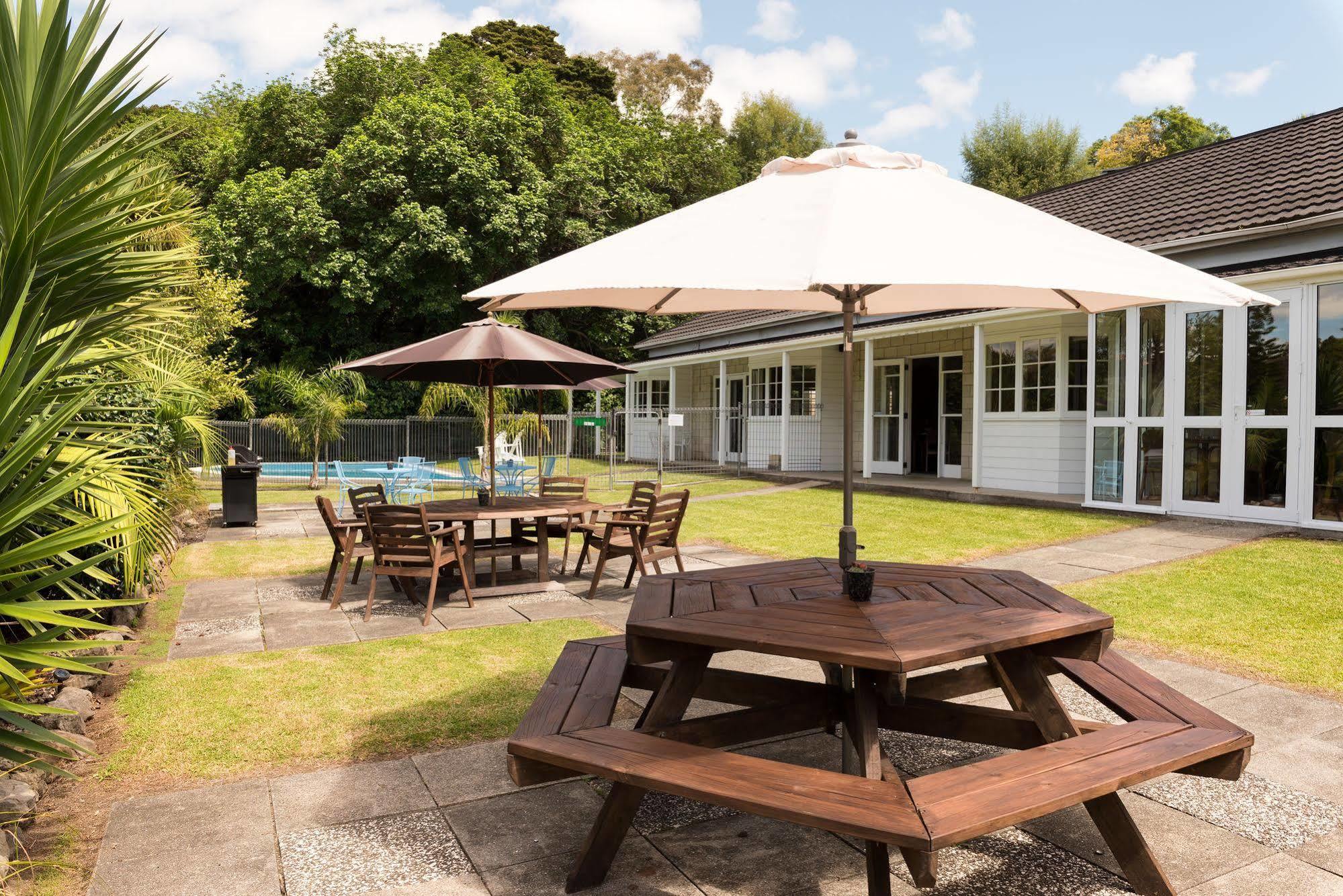 Discovery Settlers Hotel Whangarei Exteriör bild